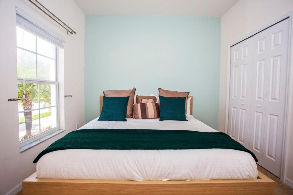 4 bedroom vacation townhouse at Bella Vida - Image 10