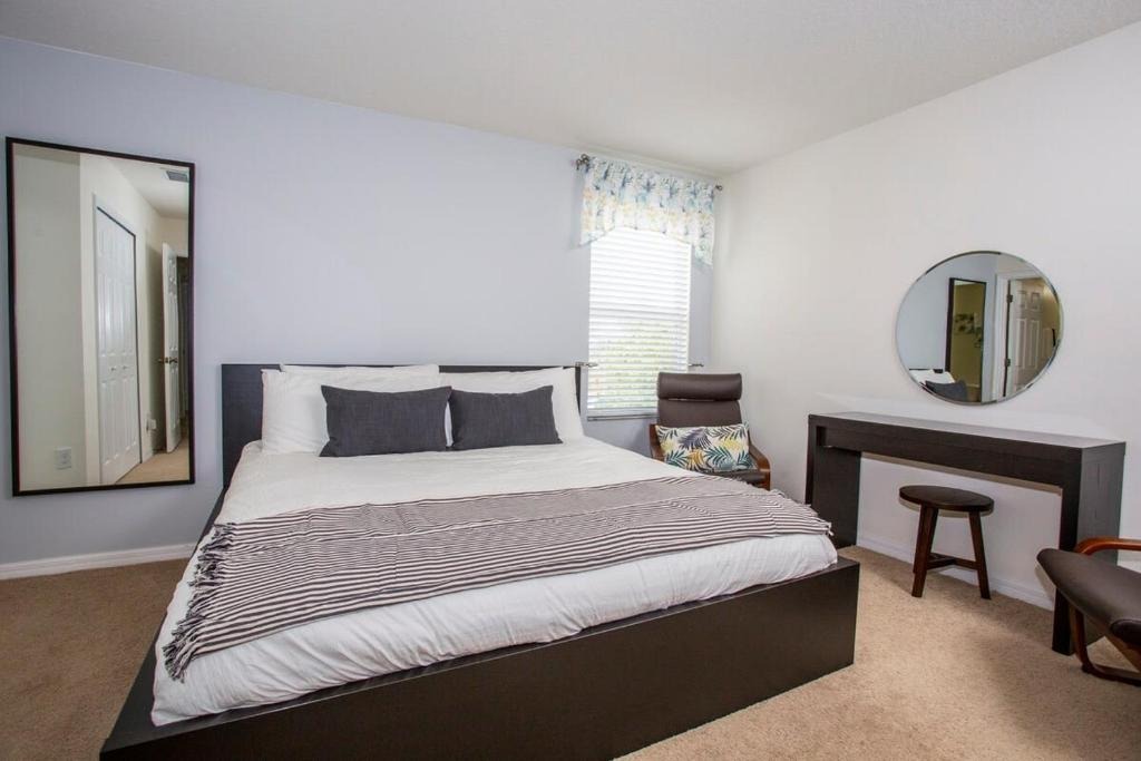 4 bedroom vacation townhouse at Bella Vida - Image 13