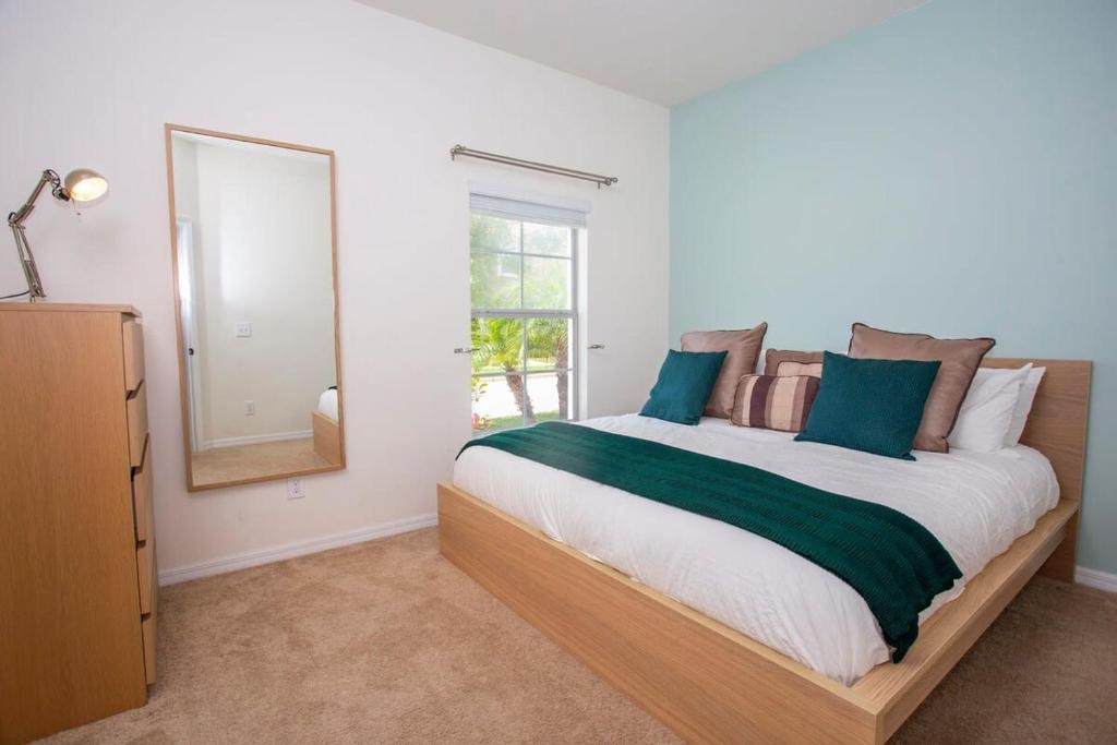 4 bedroom vacation townhouse at Bella Vida - Image 9