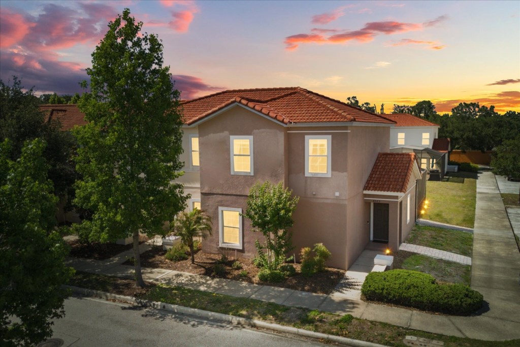 4 bedroom vacation townhouse at Bella Vida - Image 21