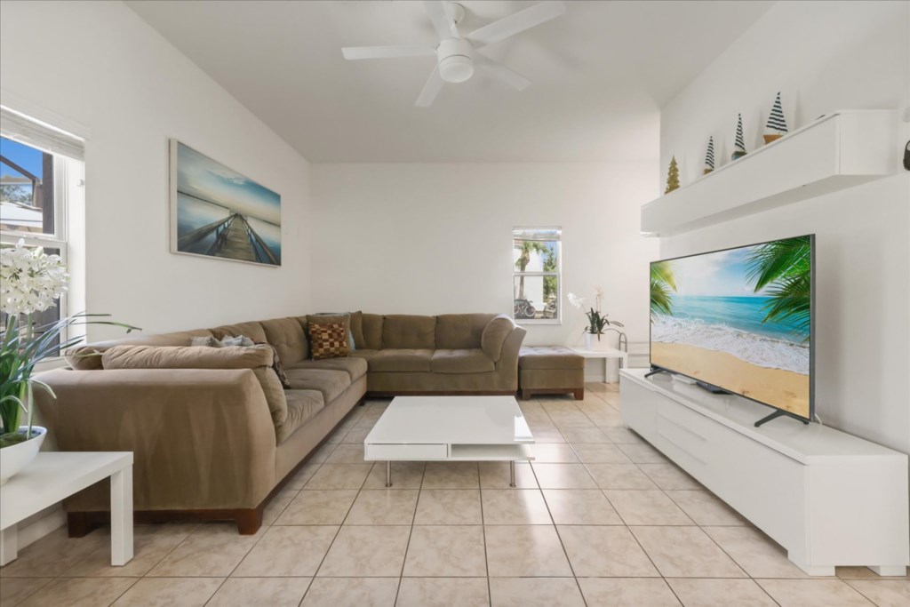 4 bedroom vacation townhouse at Bella Vida - Image 3