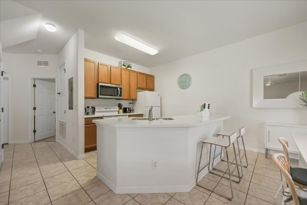 4 bedroom vacation townhouse at Bella Vida - Image 5