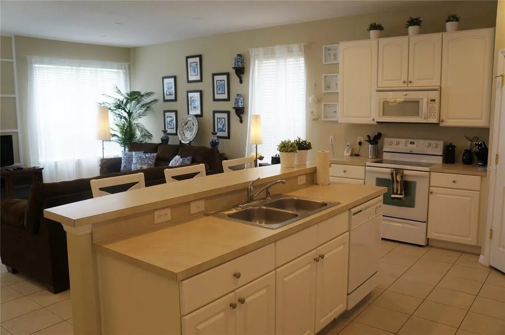 4 bedroom vacation house at Bella Vida - Image 6