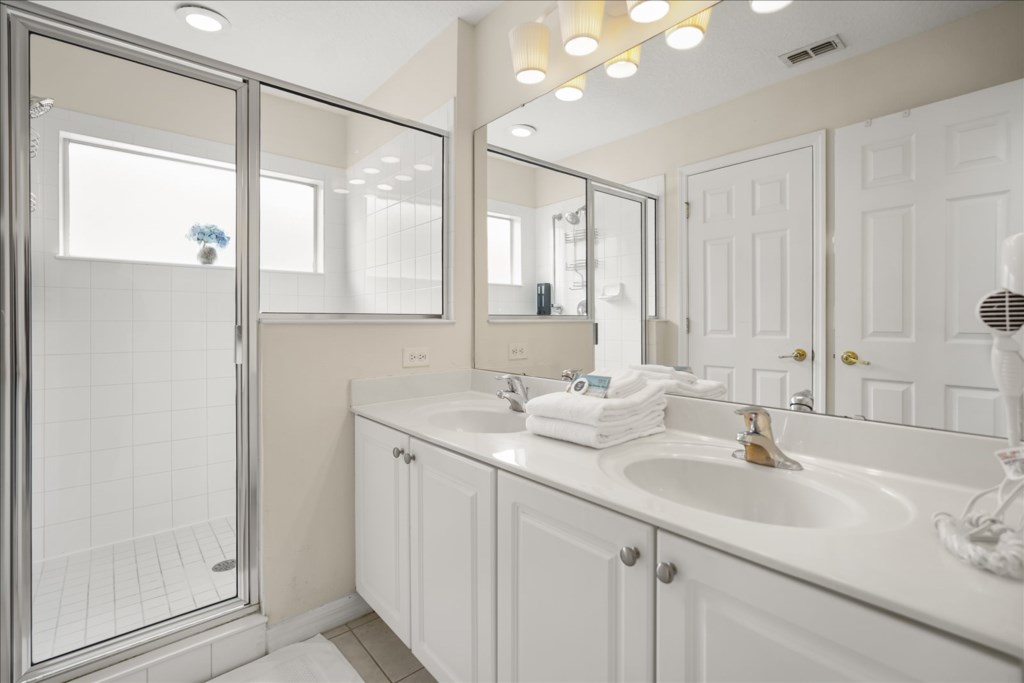 4 bedroom vacation house at Bella Vida - Image 28