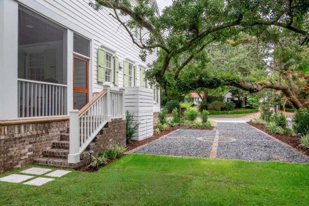 Exquisite Old Village Home