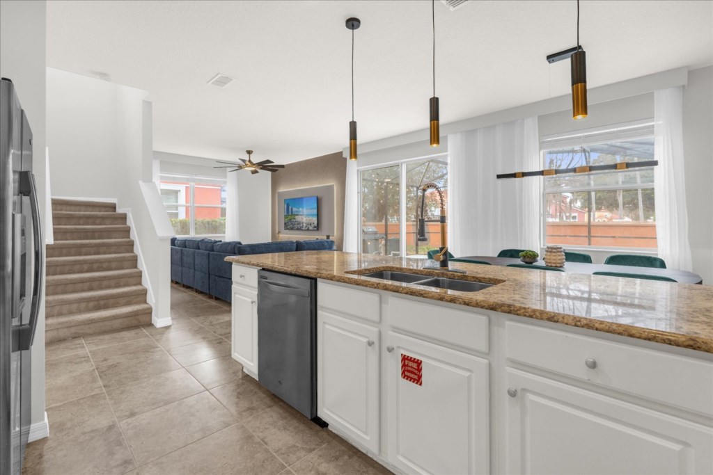 4 bedroom vacation townhouse at Bella Vida - Image 8