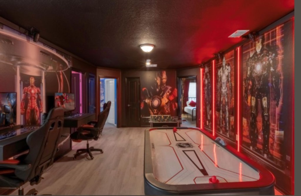 10 bedroom vacation house at Windsor Island Resort - Image 11