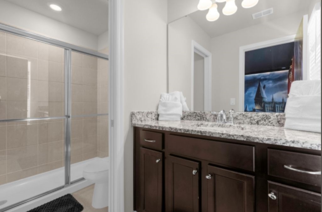 10 bedroom vacation house at Windsor Island Resort - Image 53