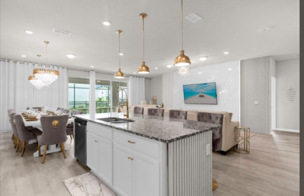 10 bedroom vacation house at Windsor Island Resort - Image 9