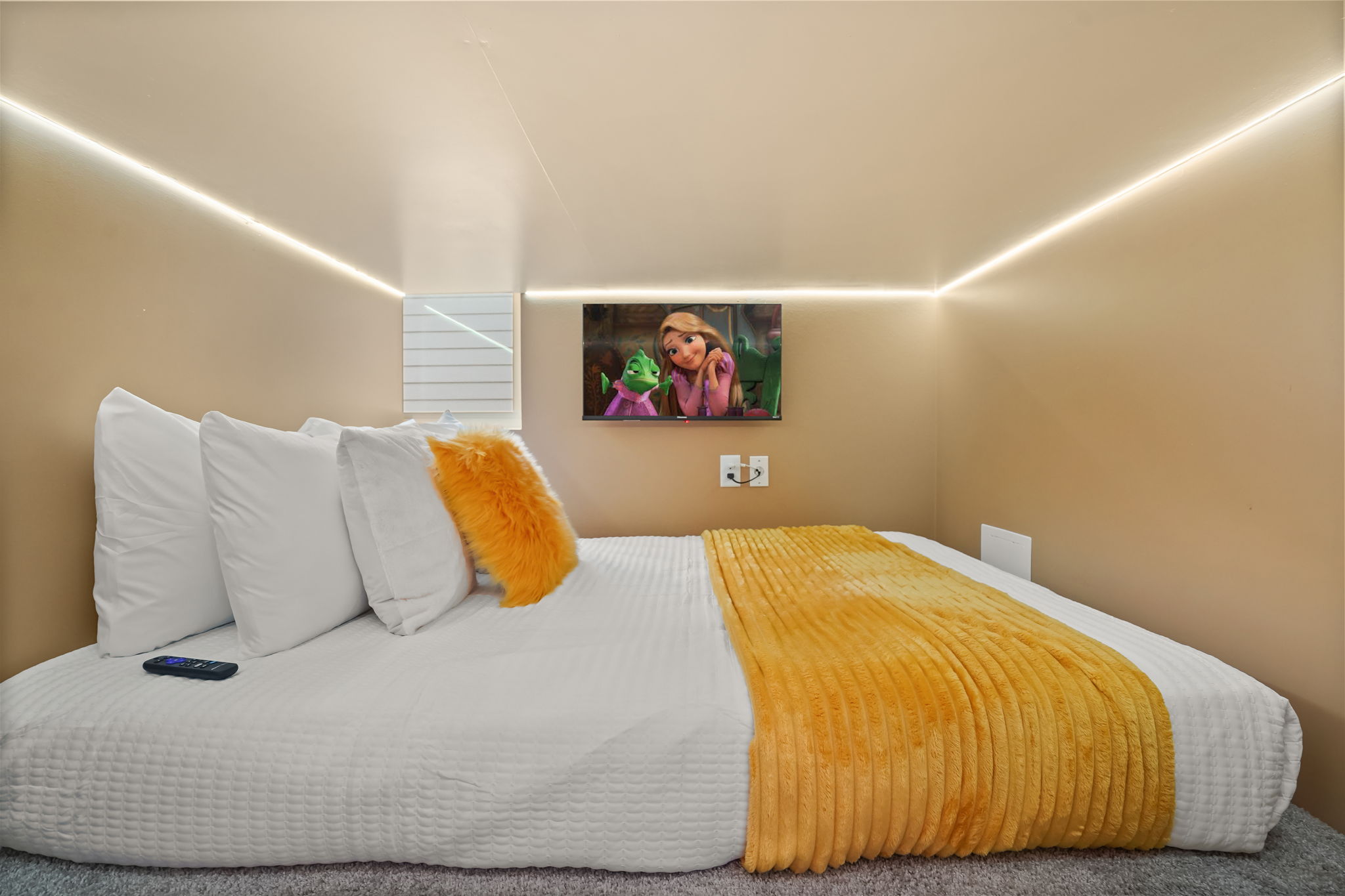7 bedroom vacation house at Solara Resort - Image 39