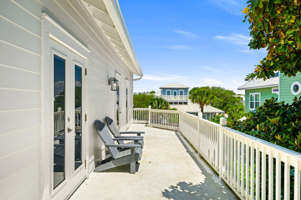 2nd Floor Balcony