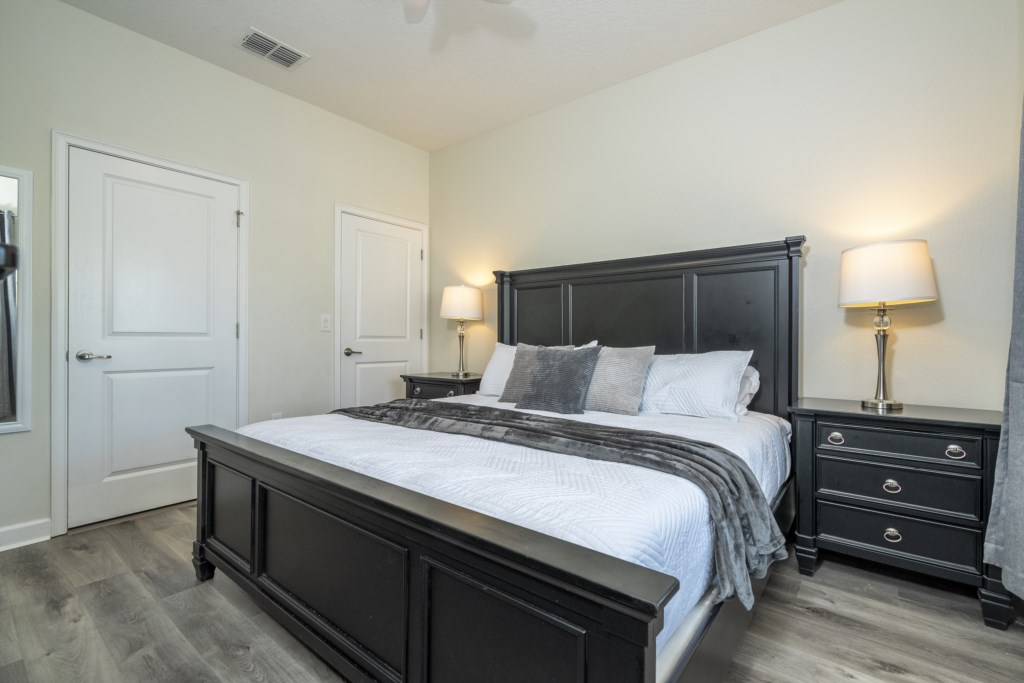 King bedroom 1st floor w/ flat screen TV