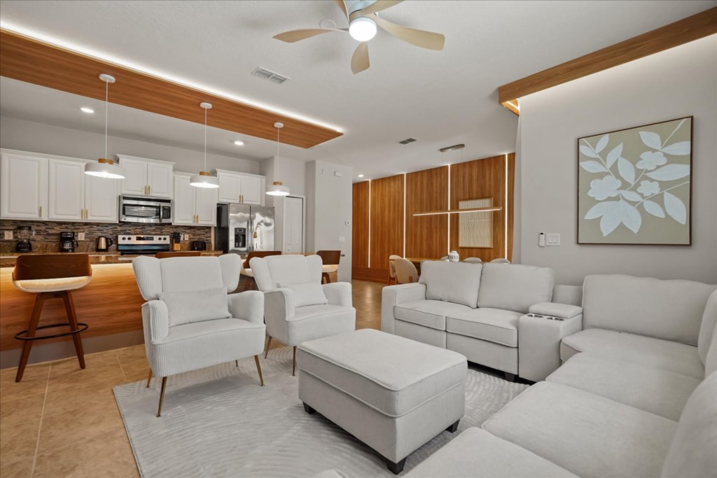 4 bedroom vacation townhouse at Storey Lake - Image 2