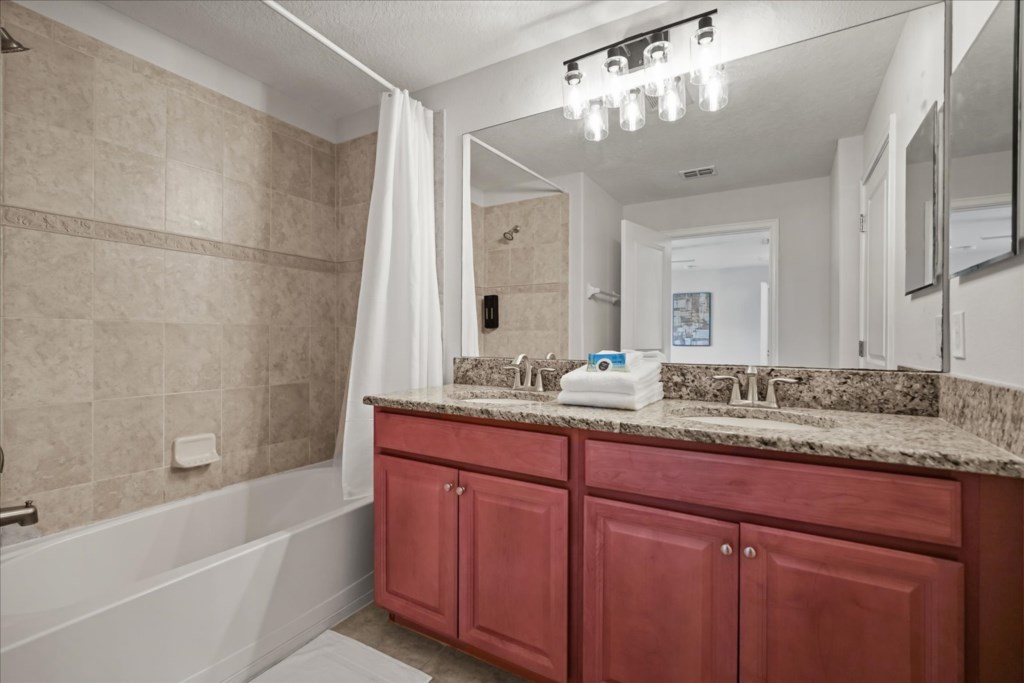 4 bedroom vacation townhouse at Storey Lake - Image 26