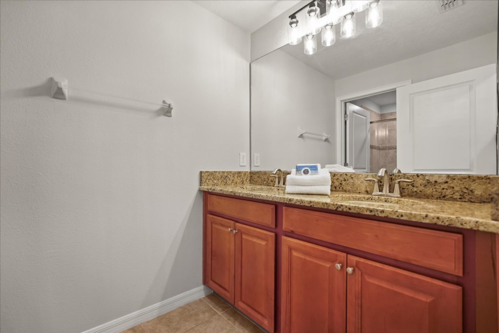 4 bedroom vacation townhouse at Storey Lake - Image 27