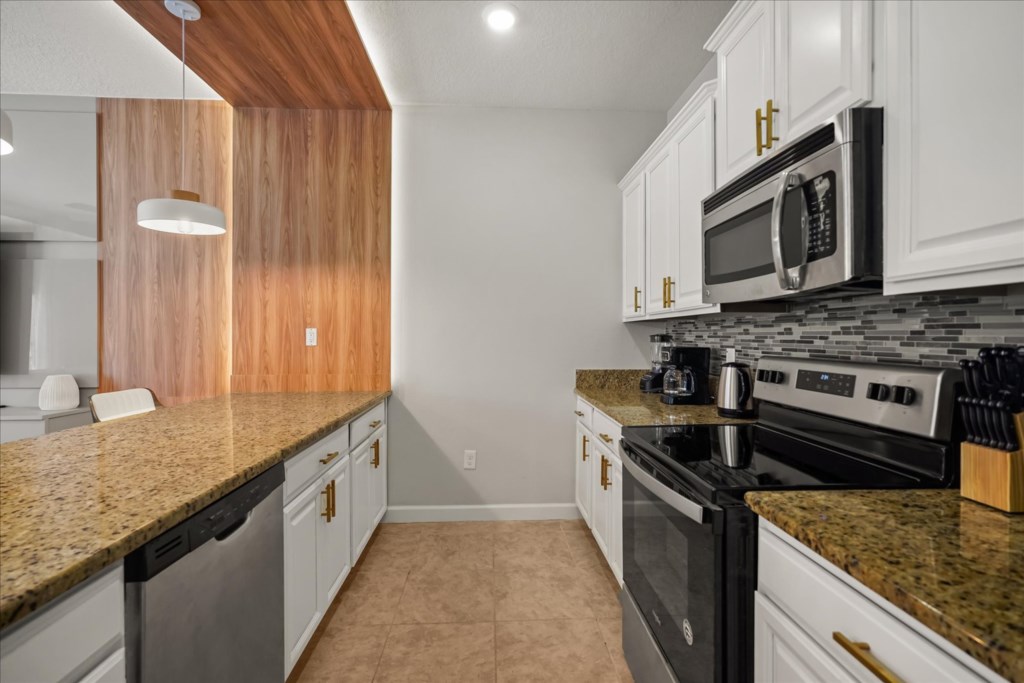 4 bedroom vacation townhouse at Storey Lake - Image 7
