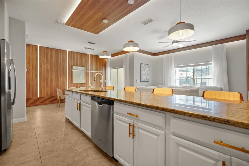 4 bedroom vacation townhouse at Storey Lake - Image 8