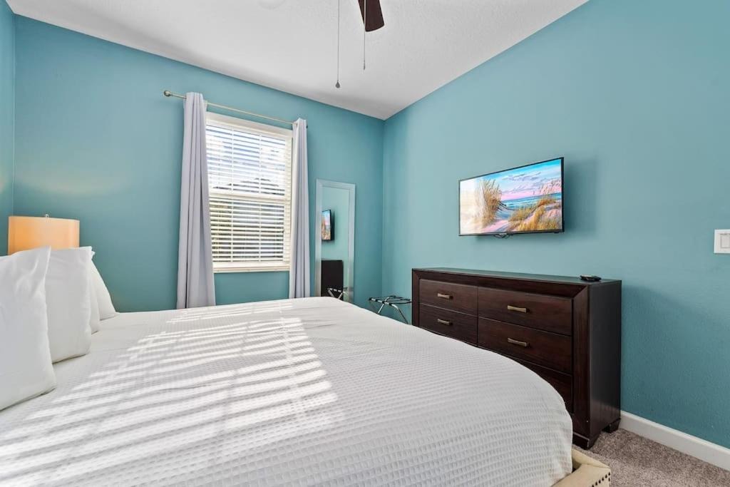 8 bedroom vacation house at Champions Gate - Image 22