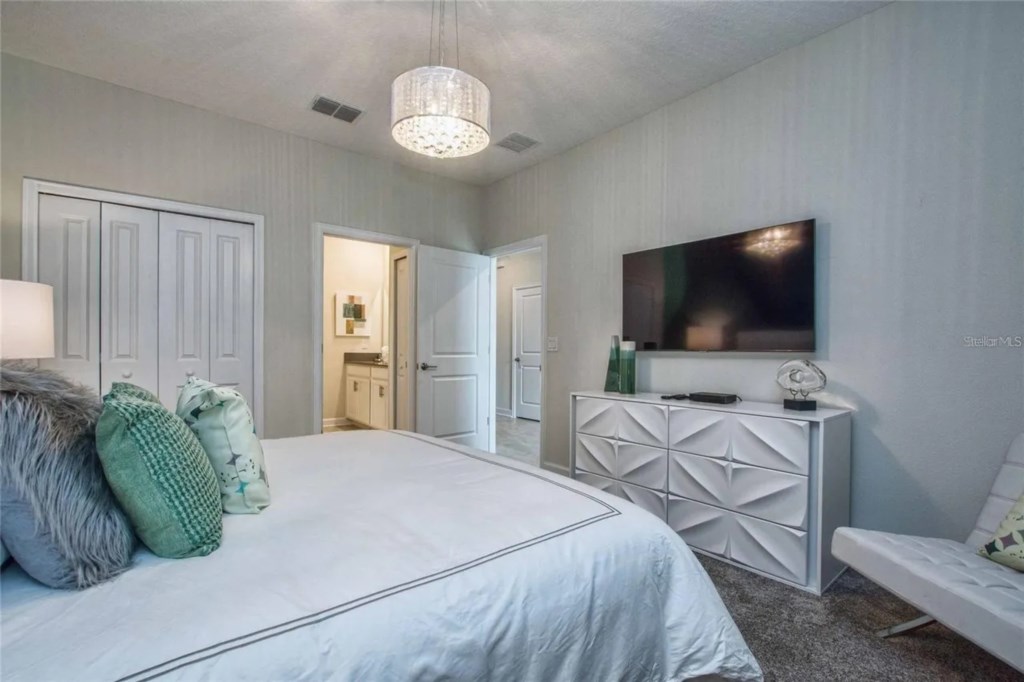 7 bedroom vacation house at Storey Lake - Image 22