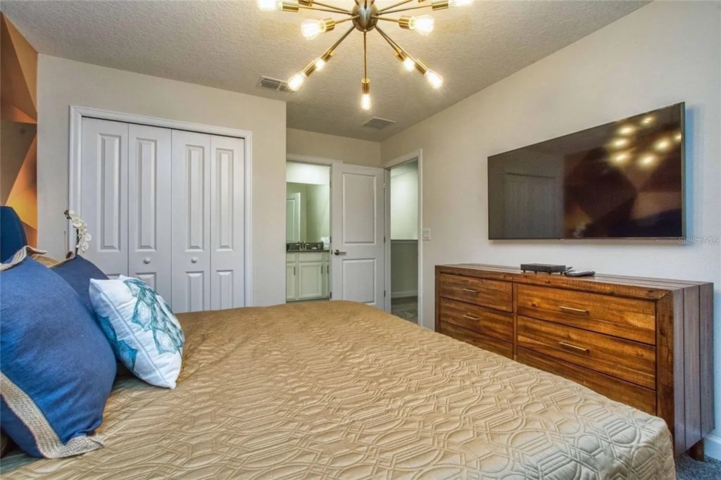 7 bedroom vacation house at Storey Lake - Image 24