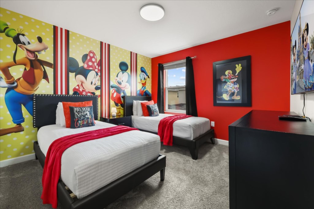 7 bedroom vacation house at Storey Lake - Image 2