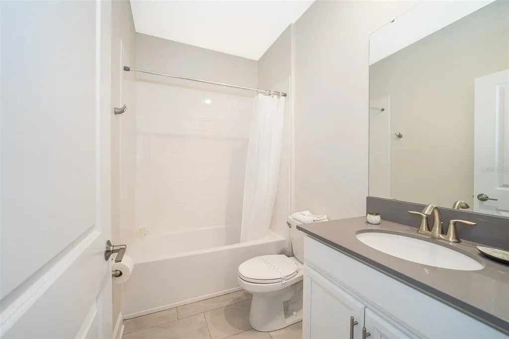 5 bedroom vacation house at Storey Lake - Image 16