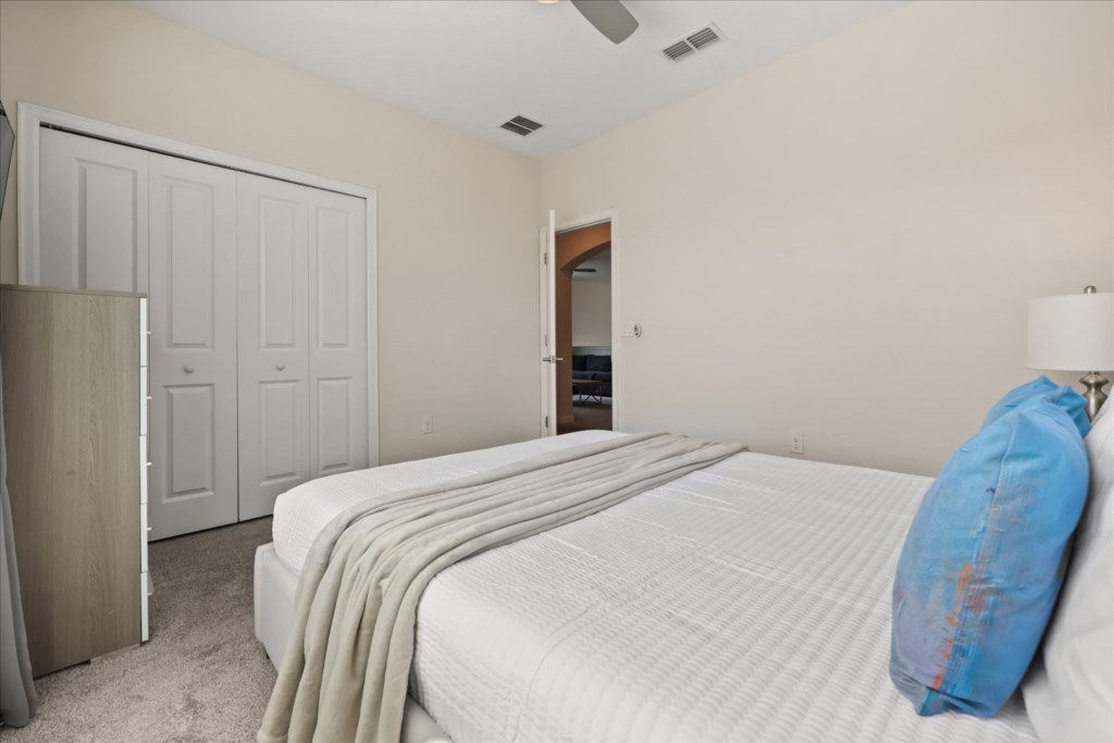 5 bedroom vacation house at Storey Lake - Image 18