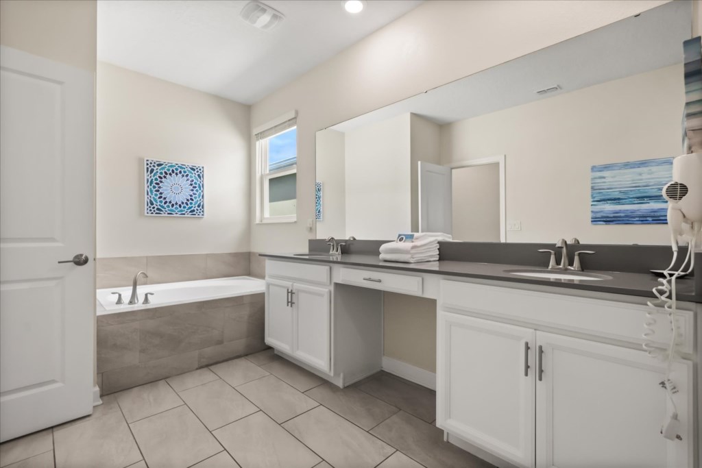 5 bedroom vacation house at Storey Lake - Image 34