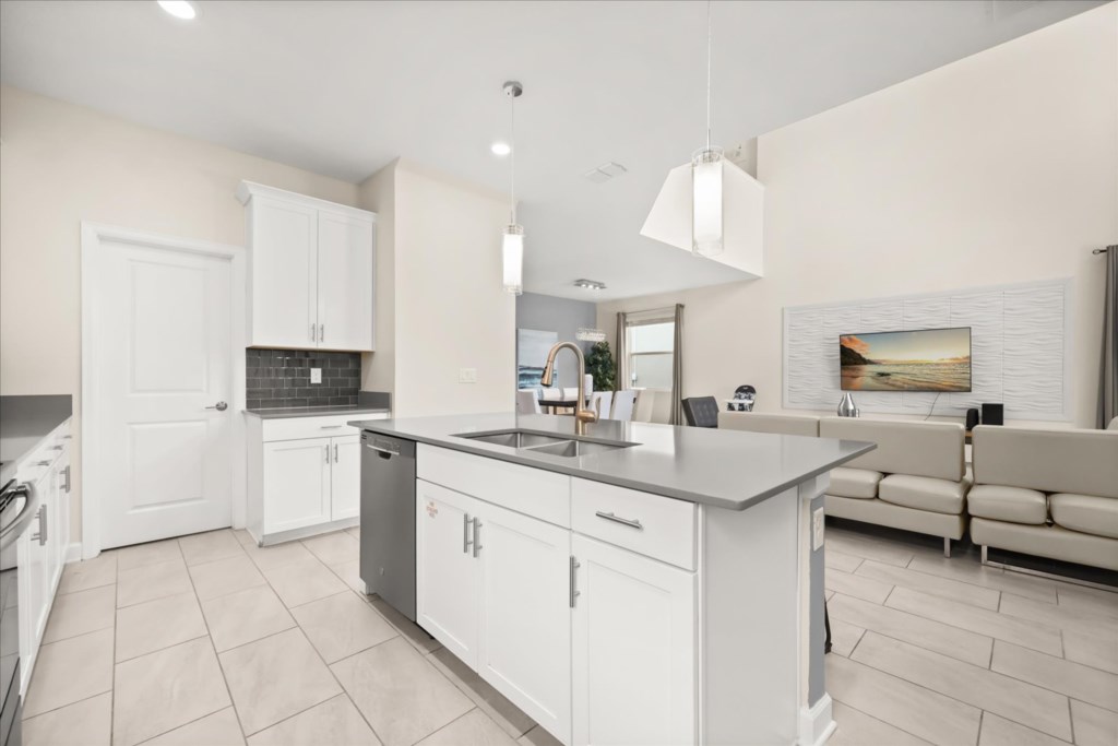 5 bedroom vacation house at Storey Lake - Image 8