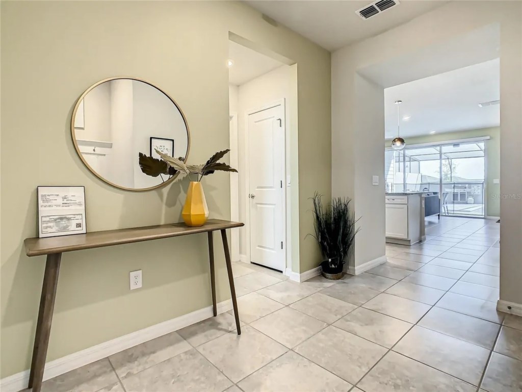 5 bedroom vacation townhouse at Windsor Island Resort - Image 16