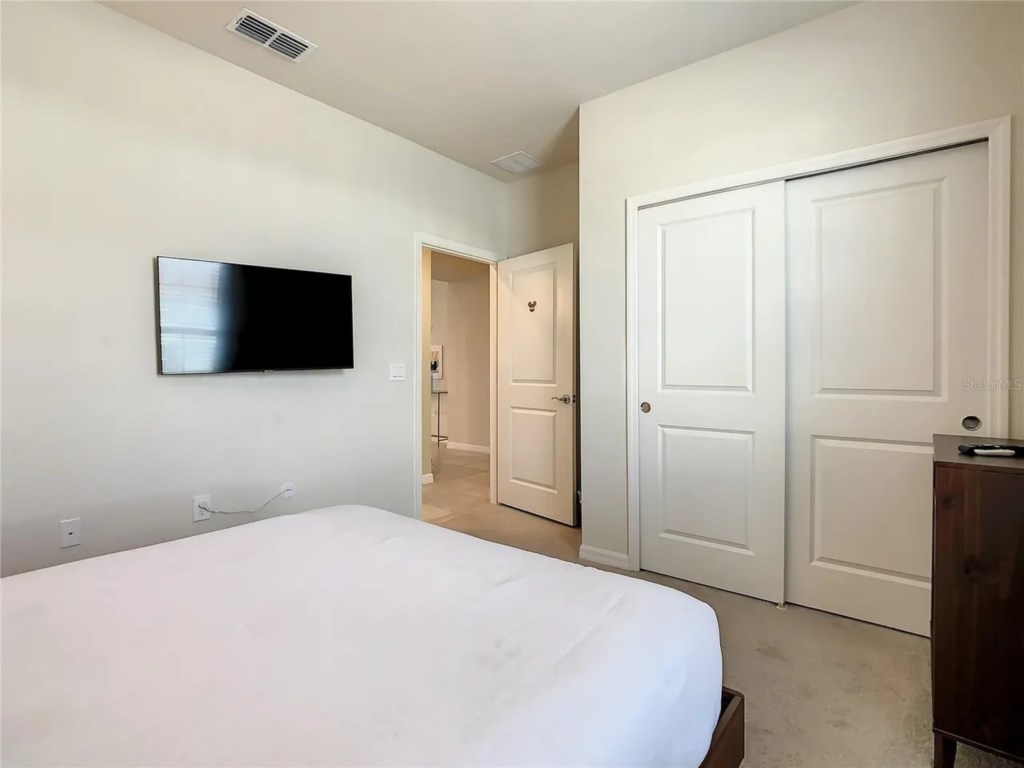 5 bedroom vacation townhouse at Windsor Island Resort - Image 23