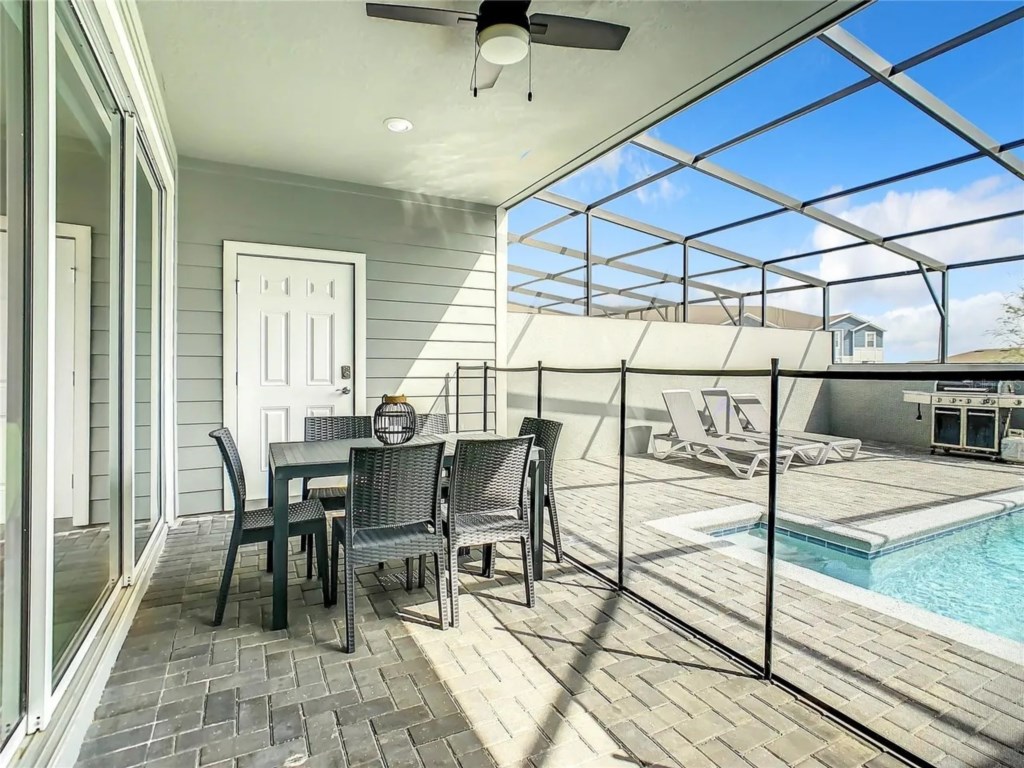 5 bedroom vacation townhouse at Windsor Island Resort - Image 33