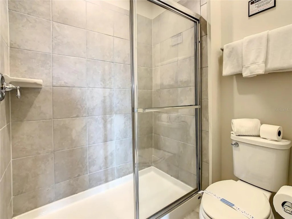 5 bedroom vacation townhouse at Windsor Island Resort - Image 41