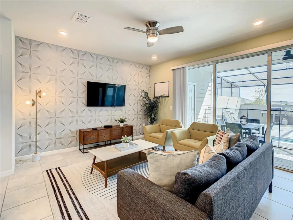 5 bedroom vacation townhouse at Windsor Island Resort - Image 6