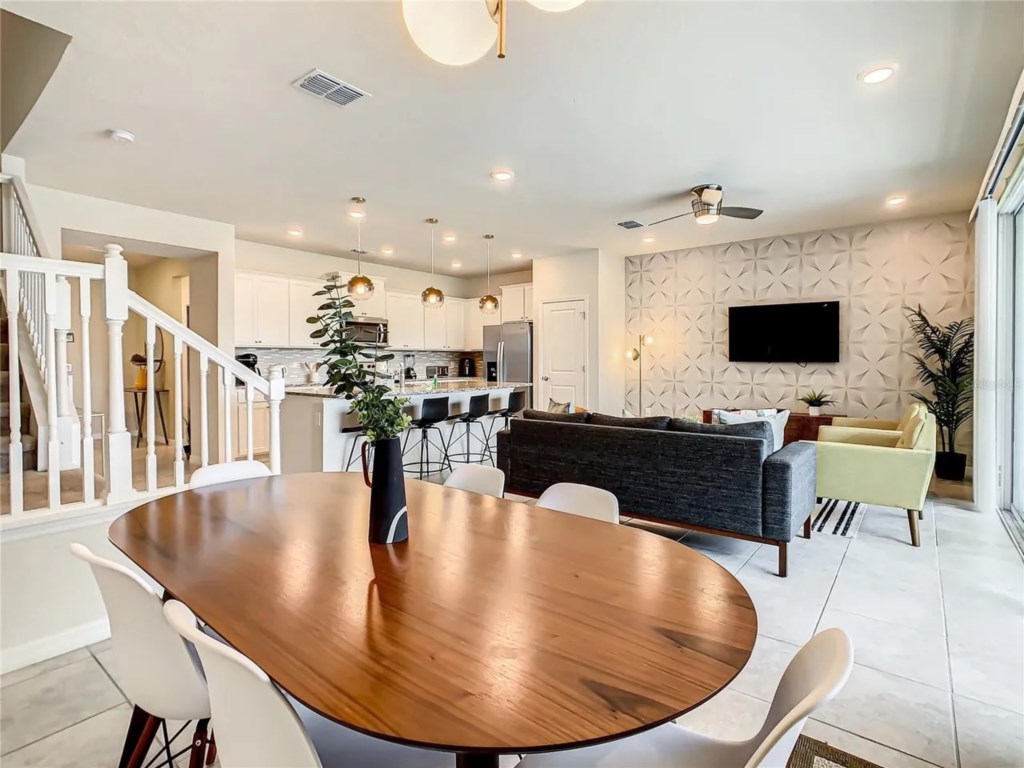 5 bedroom vacation townhouse at Windsor Island Resort - Image 7