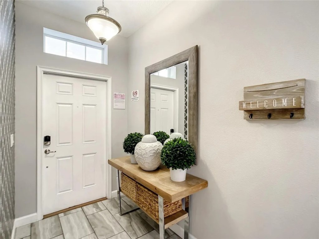 6 bedroom vacation house at Storey Lake - Image 13