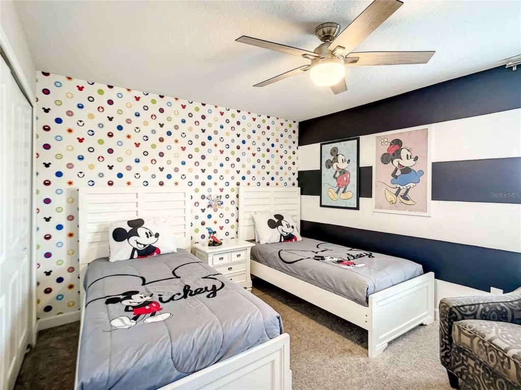 6 bedroom vacation house at Storey Lake - Image 37