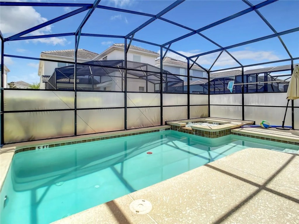 6 bedroom vacation house at Storey Lake - Image 42