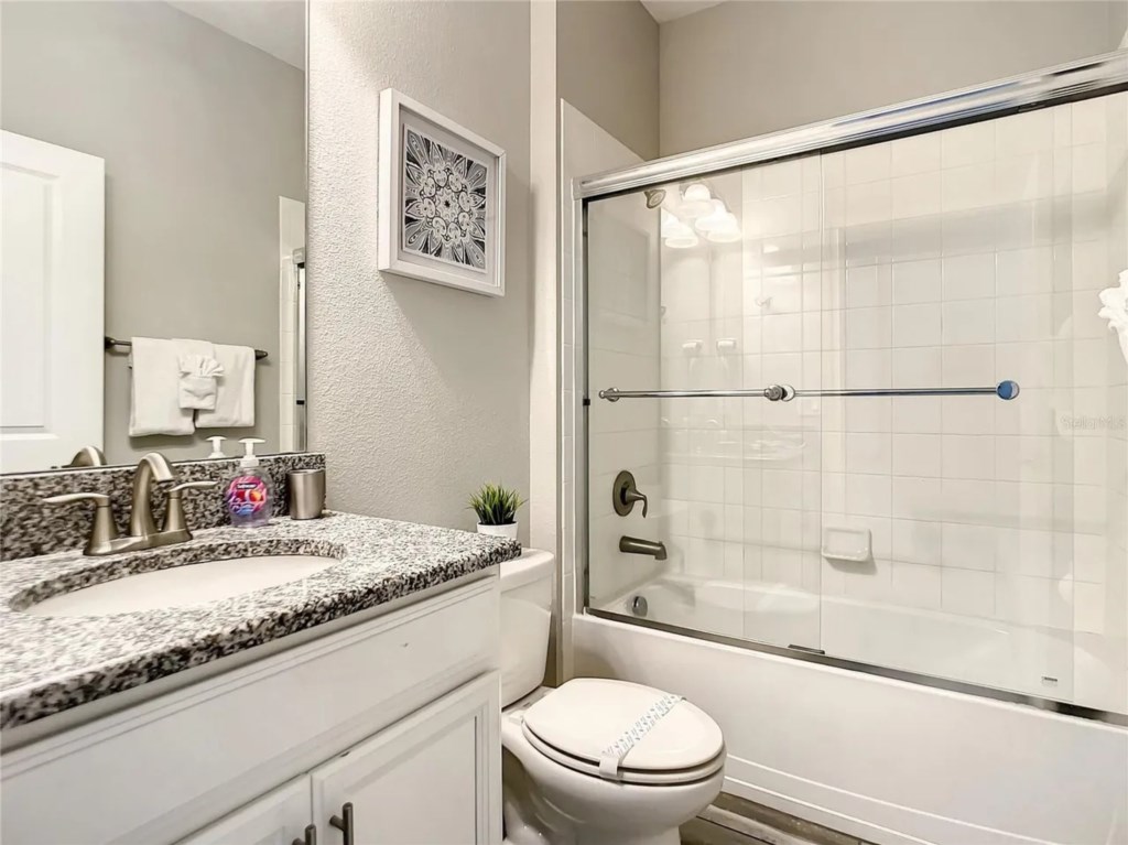 6 bedroom vacation house at Storey Lake - Image 46