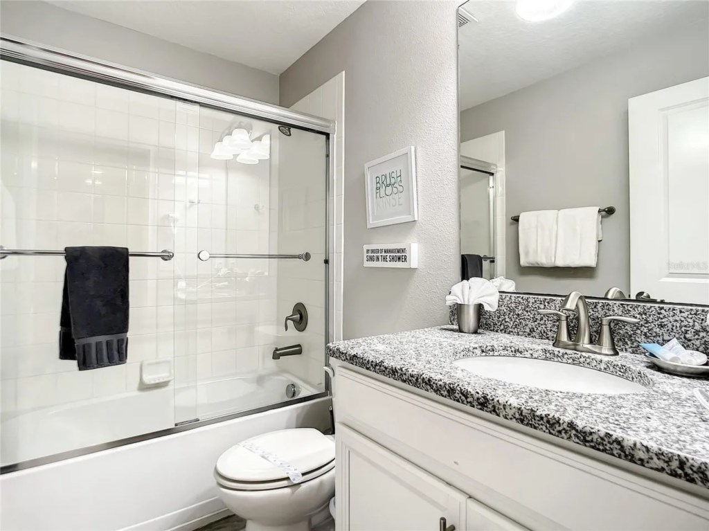 6 bedroom vacation house at Storey Lake - Image 50