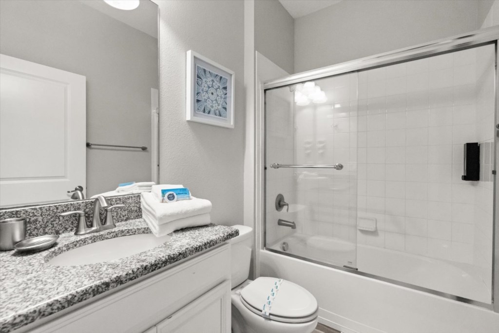 6 bedroom vacation house at Storey Lake - Image 33