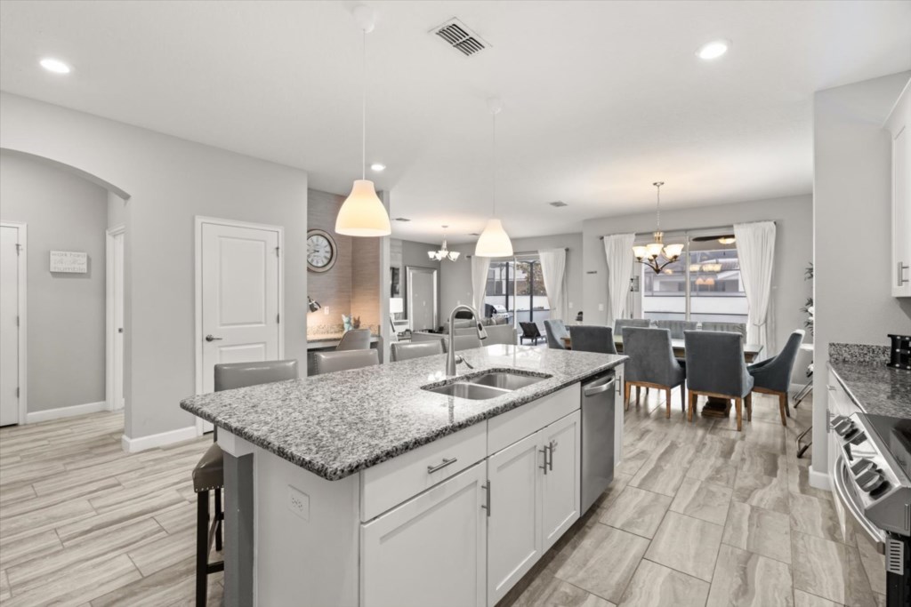 6 bedroom vacation house at Storey Lake - Image 8