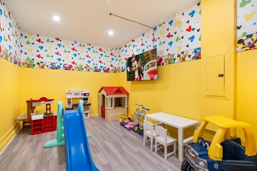 6 bedroom vacation house at Storey Lake - Image 9