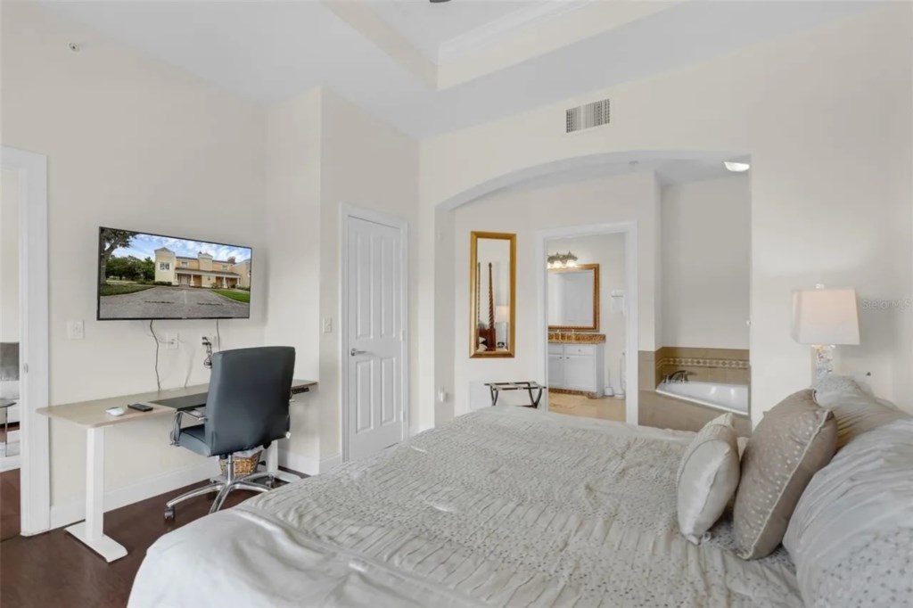 3 bedroom vacation townhouse at Reunion - Image 17