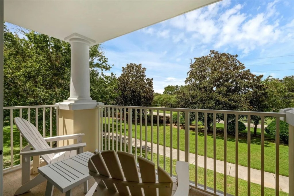 3 bedroom vacation townhouse at Reunion - Image 18