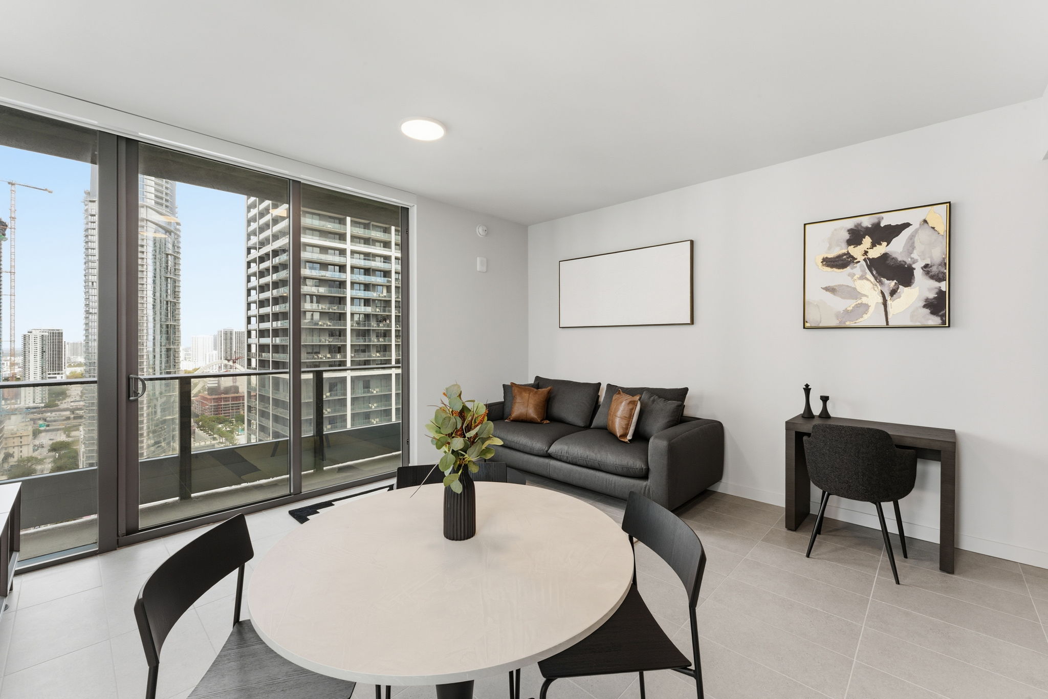 1 bedroom vacation apartment at 501 First Residence - Image 3