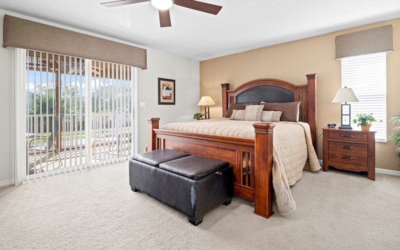 Master King bedroom.jpg
