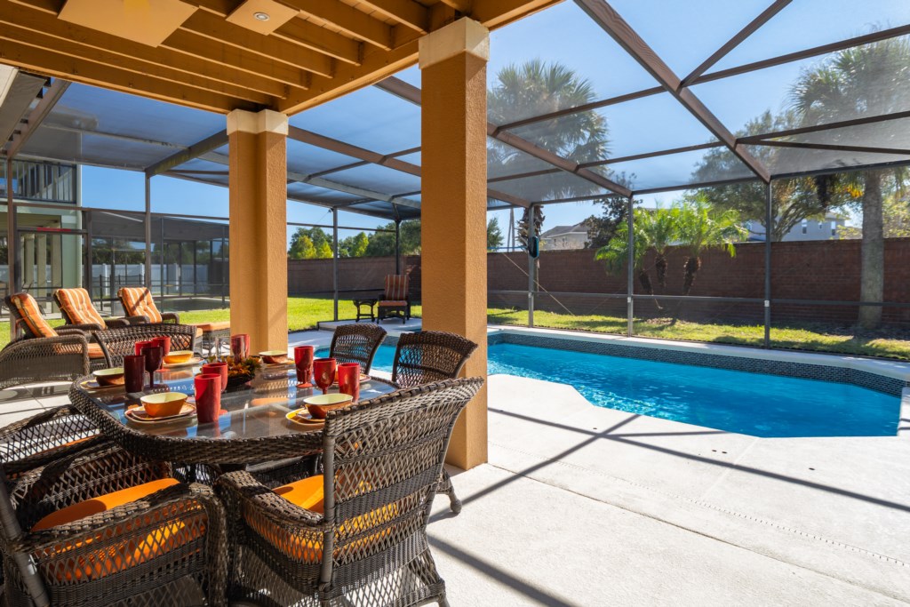 Lanai Table 