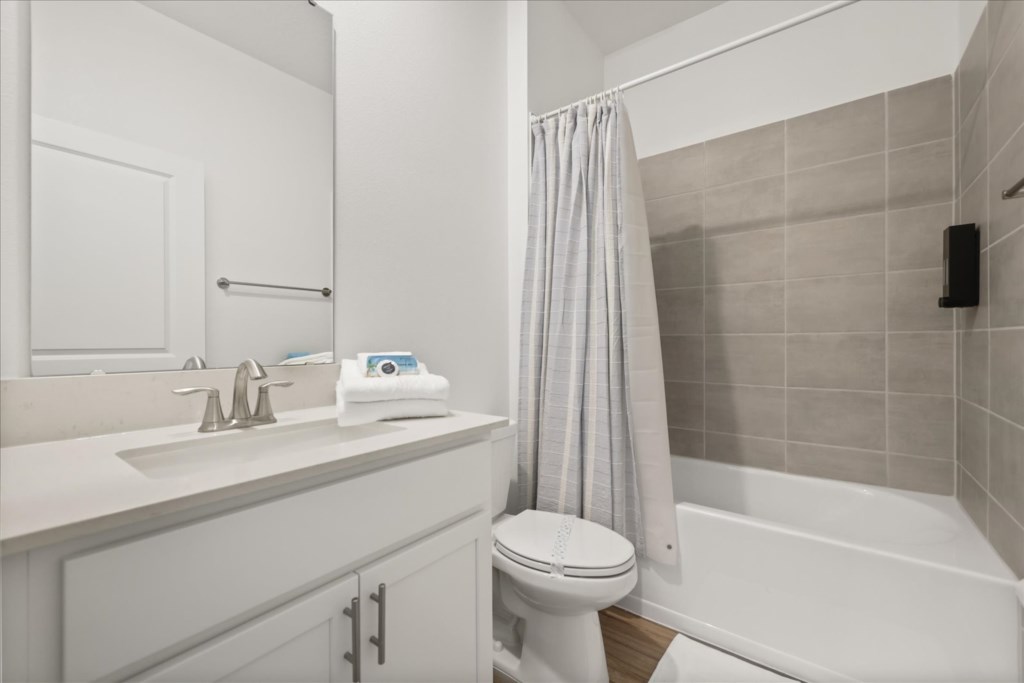 5 bedroom vacation house at Reunion Village - Image 32