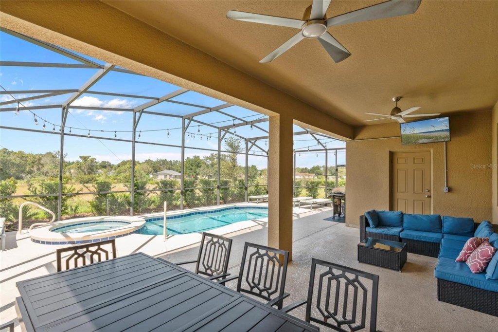 6 bedroom vacation house at Solterra - Image 24